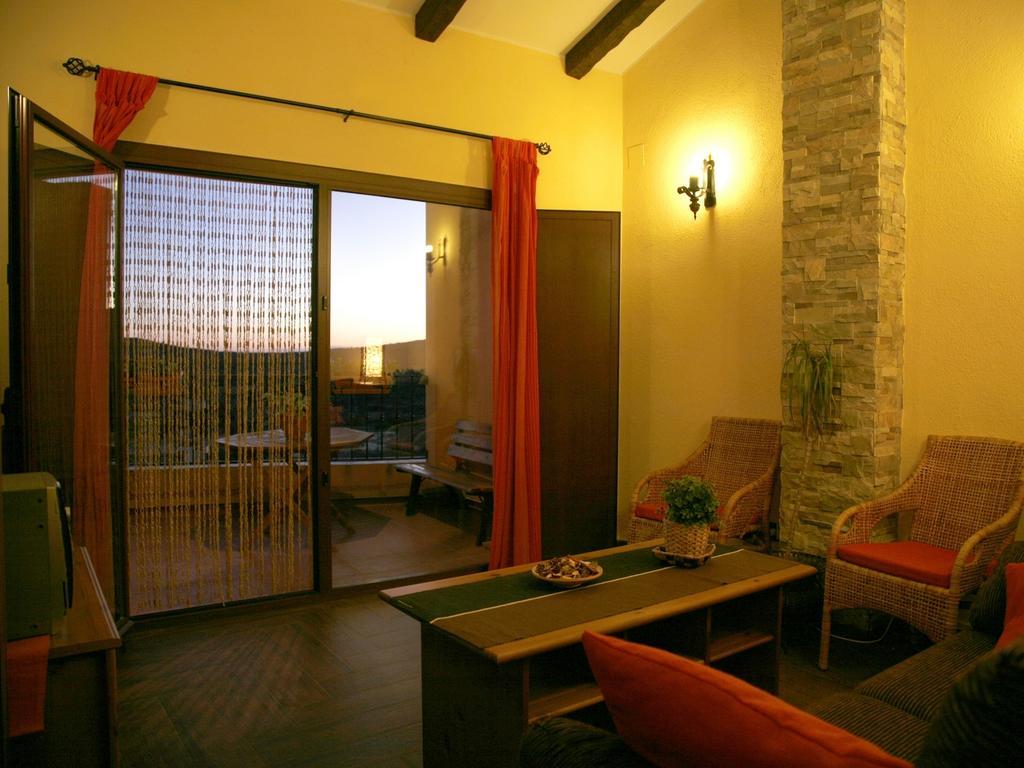 Casa Rural El Planet De Maella Casa Rural En Castellon Casa Rural Con Jacuzzi Casa Rural En Xert Casa Rural Cerca De Morella Chert Zimmer foto