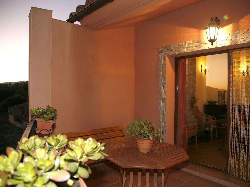 Casa Rural El Planet De Maella Casa Rural En Castellon Casa Rural Con Jacuzzi Casa Rural En Xert Casa Rural Cerca De Morella Chert Zimmer foto